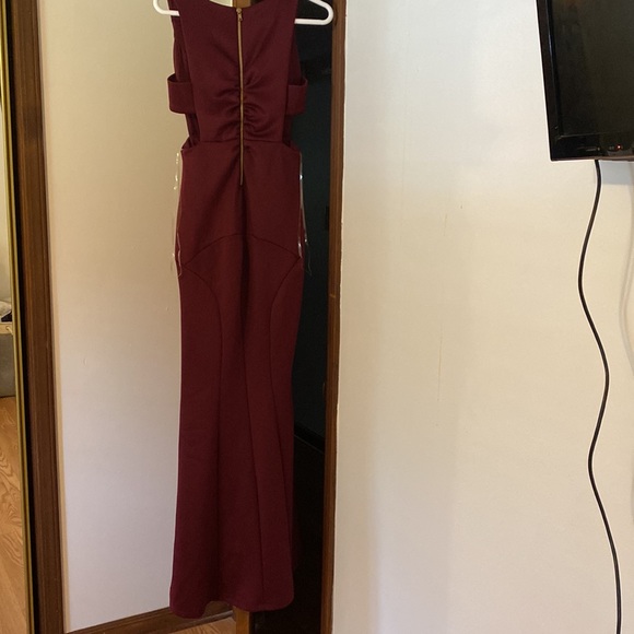 Burgundy, open sides, an open on the leg, size M - Picture 2 of 2